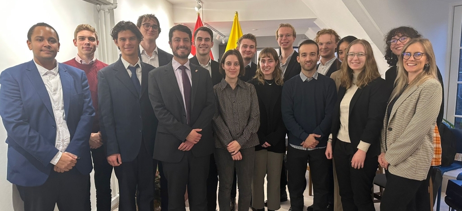 La Embajada de Colombia en Dinamarca Promueve la Cooperación Académica con el Global Policy Research Group