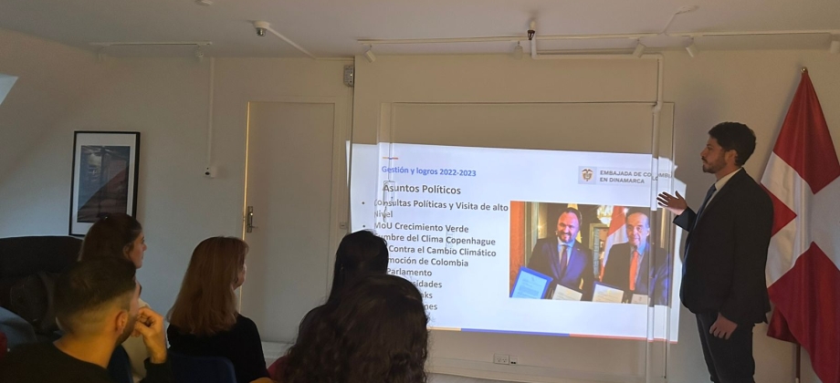 Embajada de Colombia en Dinamarca realizó su jornada de Rendición de Cuentas (2022-2023) y celebró el Día del Migrante Colombiano con la comunidad en Copenhague