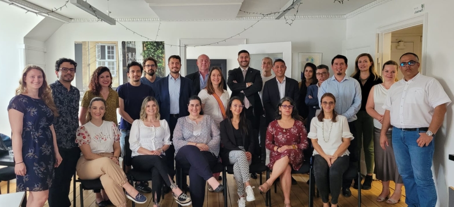 Embajada de Colombia en Dinamarca coorganiza encuentro para fomentar la innovación en la circularidad de los plásticos